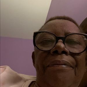 Meet your Posher, Regina